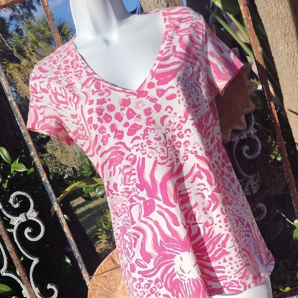 Lily Pulitzer Short Sleeve V-neck Animal Print Cotton T-shirt Small